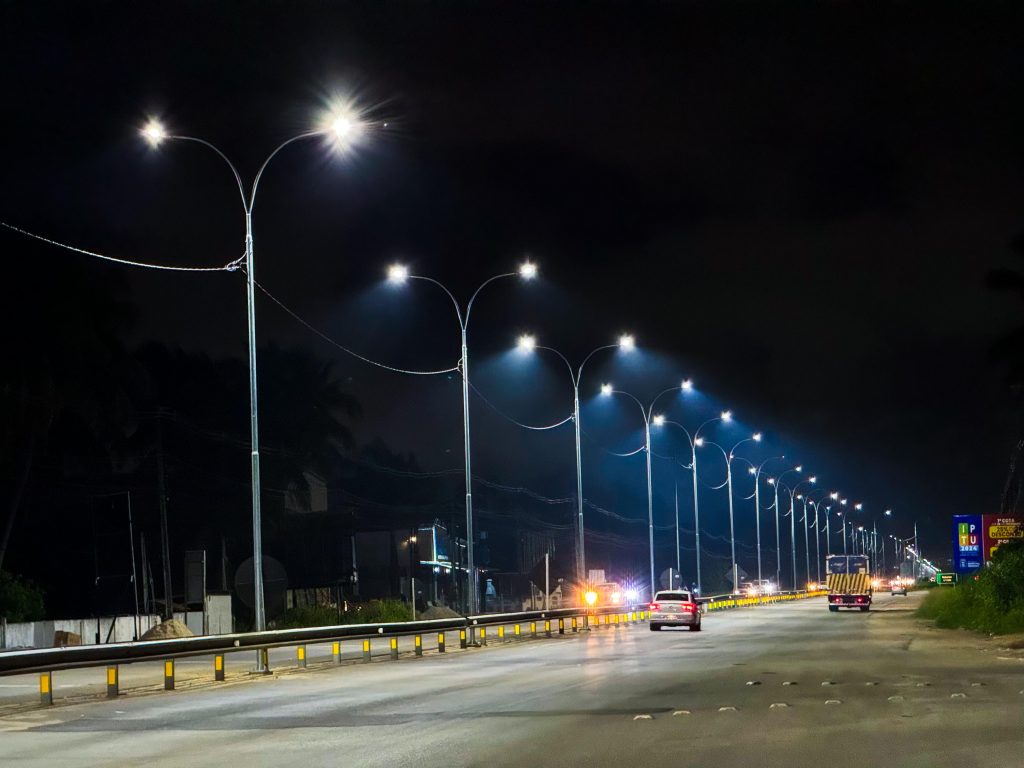 Leia mais sobre o artigo Inauguração: Extensão da nova iluminação da AL-101.